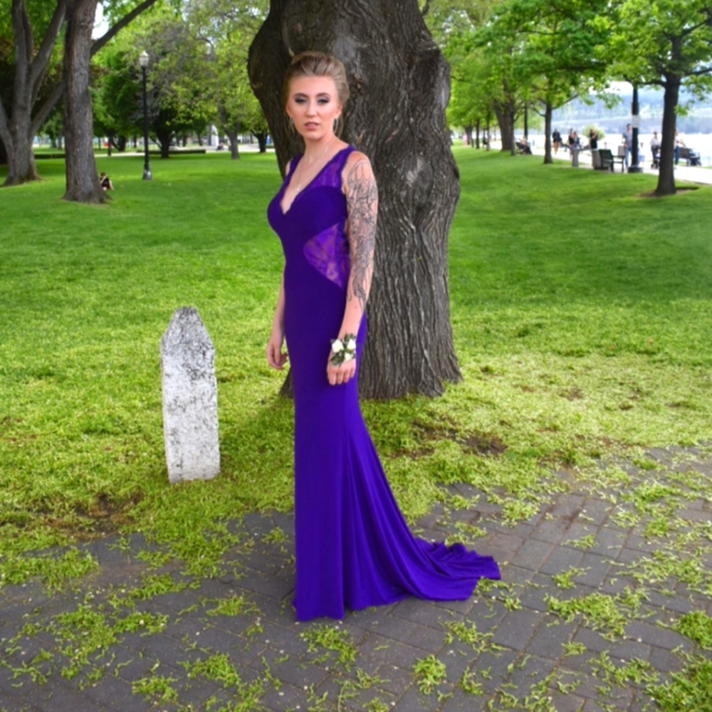 Prom dress Xcite size 0-2